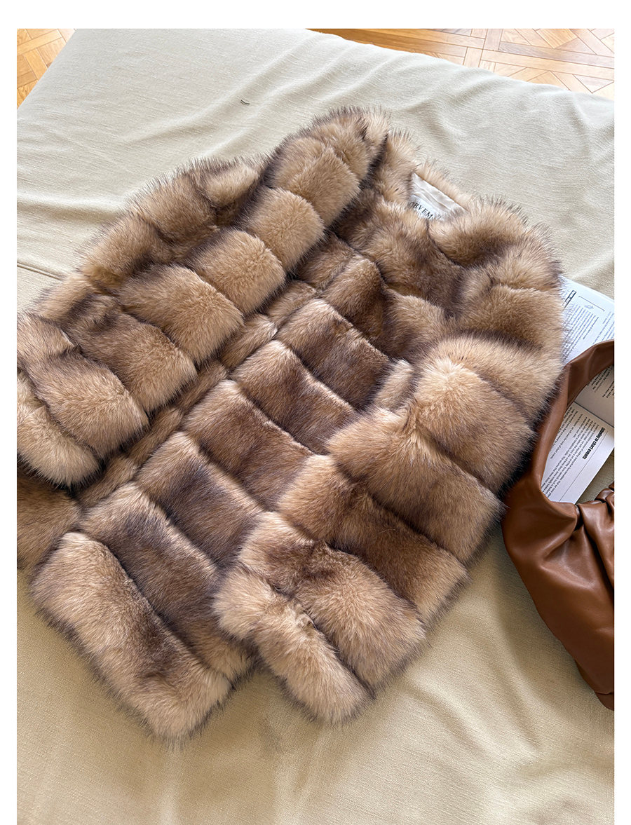 Gradient Fur - Beige
