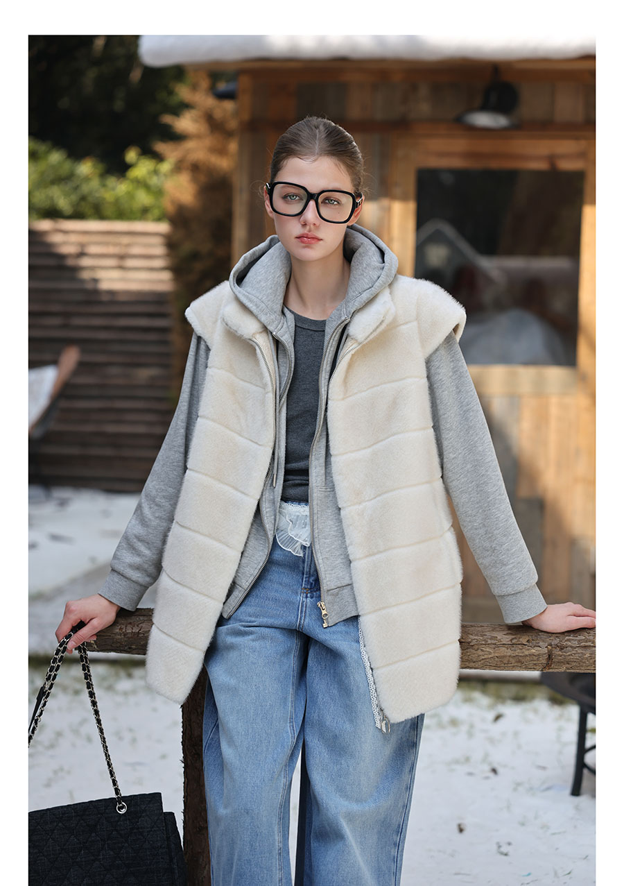 Cream Fur Stand Collar Vest