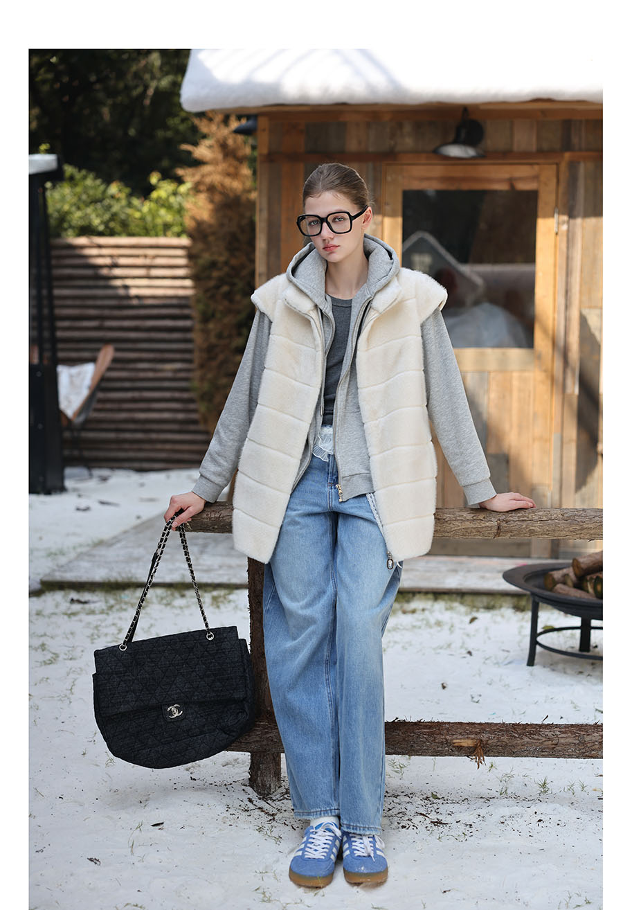 Cream Fur Stand Collar Vest