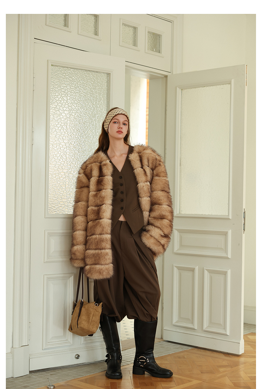 Gradient Fur - Beige