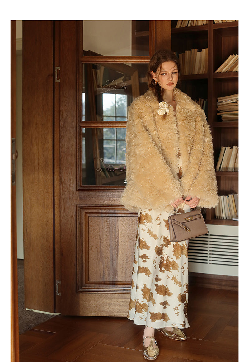 Plush Coat - Milk tea