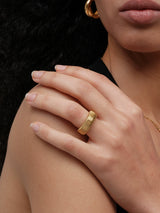 Ribbed Band Ring