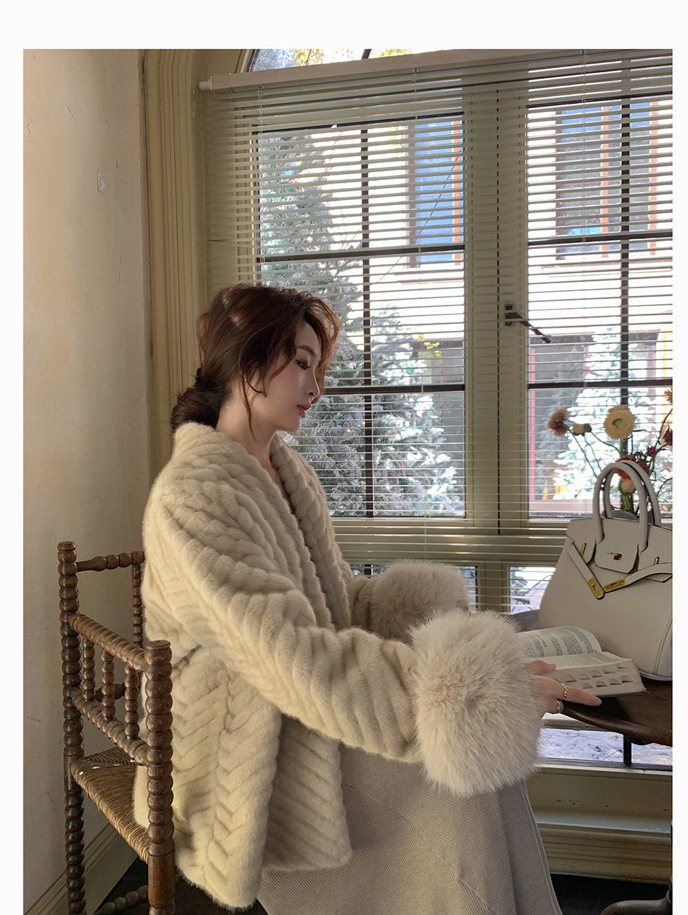 Plush Sleeves Fur Coat - Short