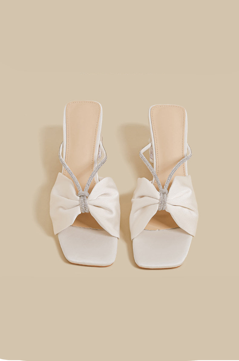 Crystal Bow Sandals (Cream)