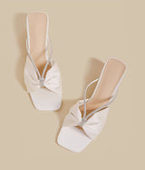 Crystal Bow Sandals (Cream)