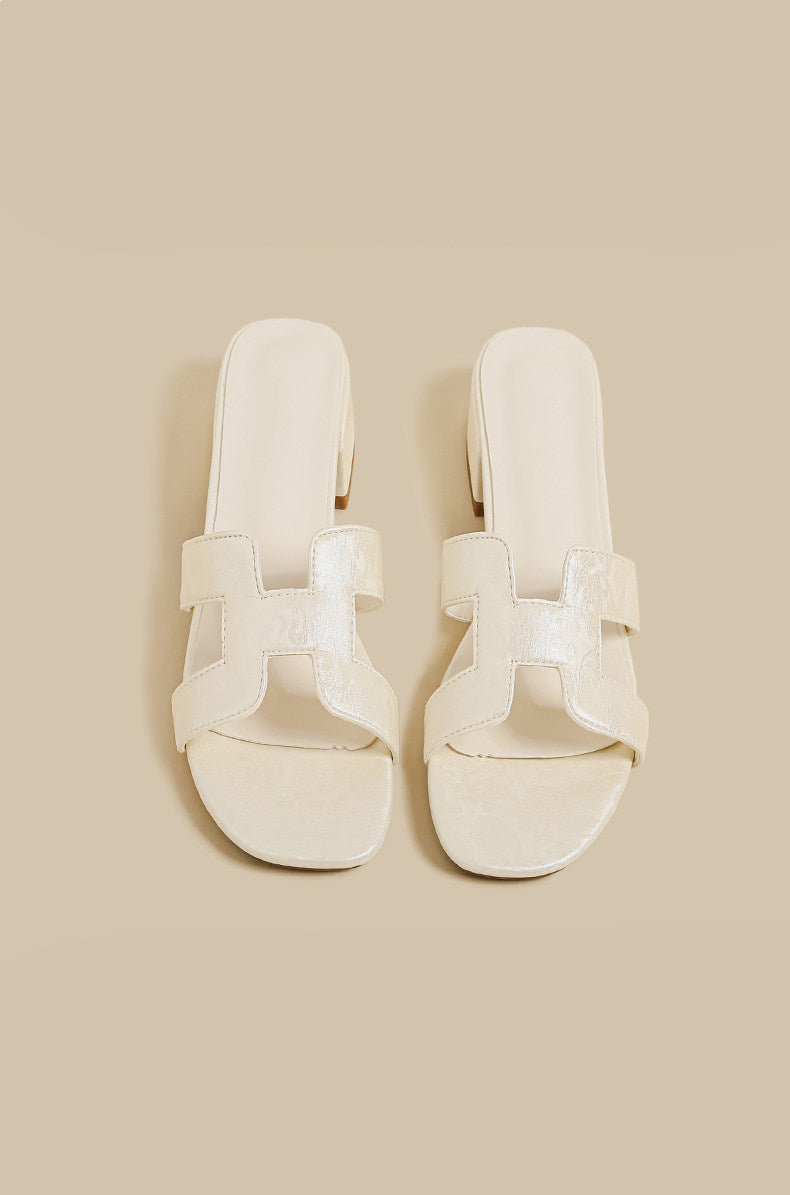 Strap Low Heel Sandals (Cream)