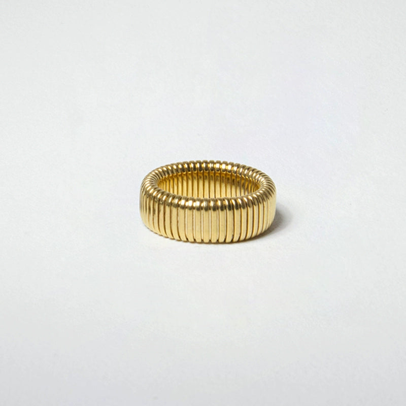 Ribbed Band Ring