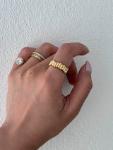 Ribbed Crystal Ring