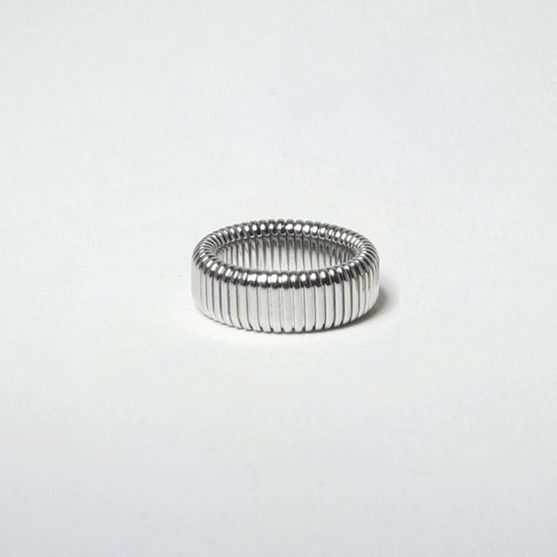 Ribbed Band Ring