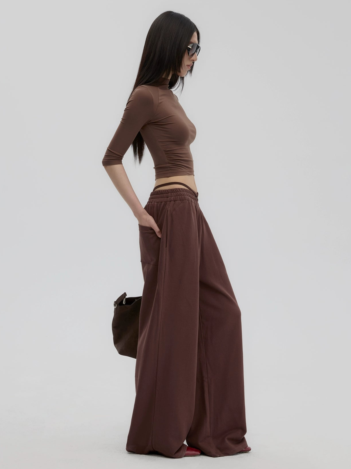 Brown Top & Sweatpants