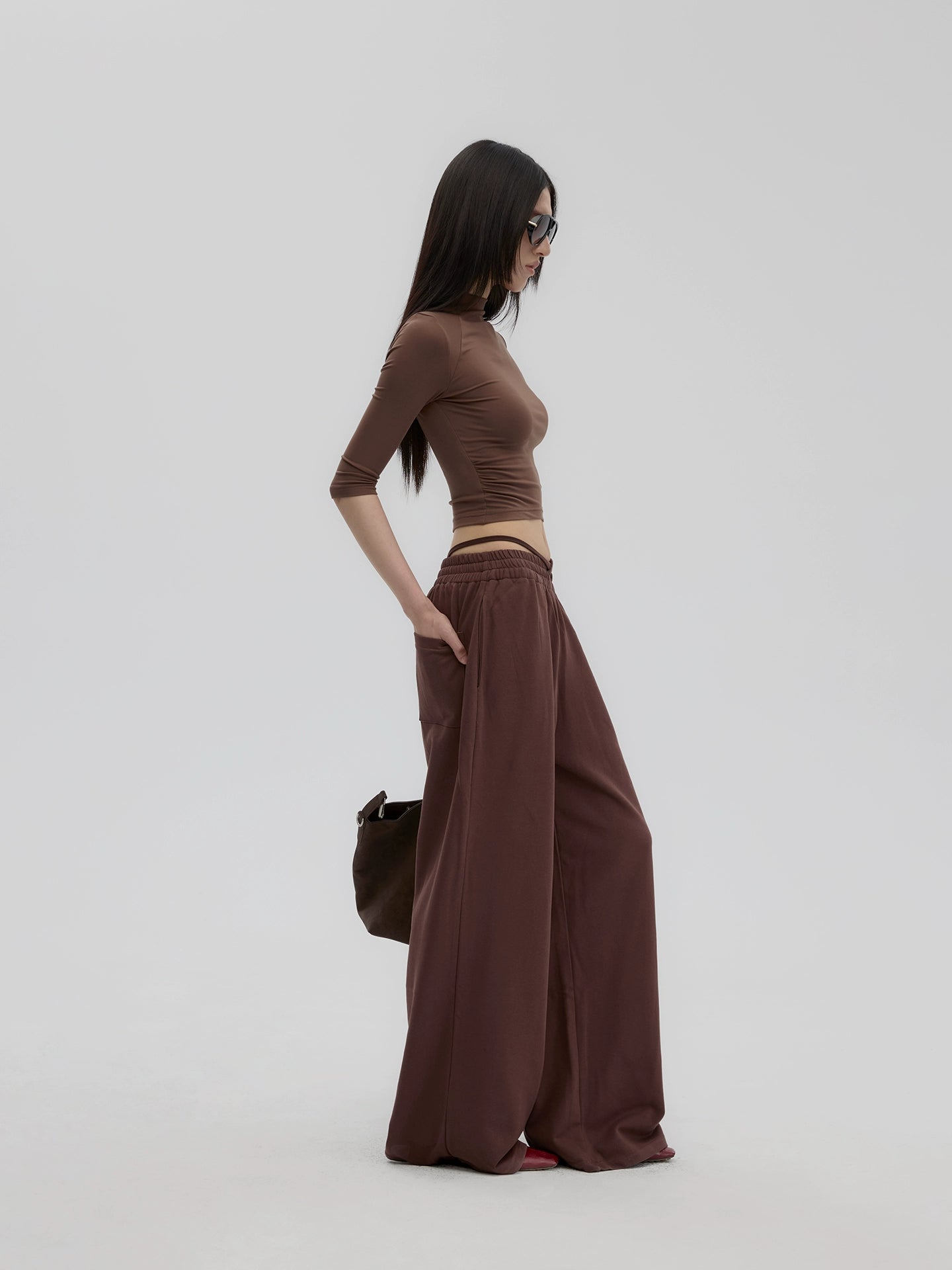 Brown Top & Sweatpants