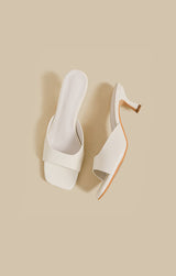 Minimal Curve Heel Sandals (Cream)