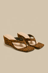 Wedge Flip Sandals (Leopard)