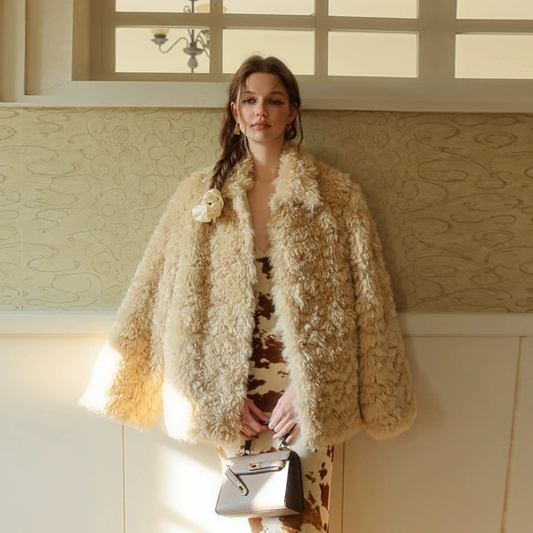 Plush Coat - Milk tea