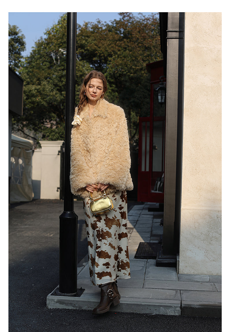 Plush Coat - Milk tea