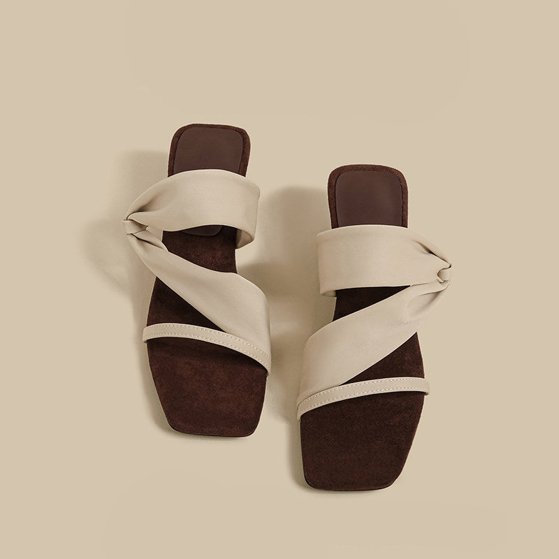 Twist Sculpted Heel Sandals (Beige)
