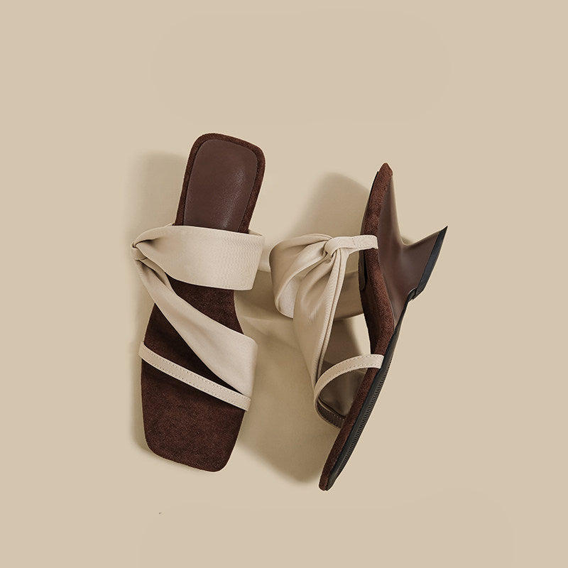 Twist Sculpted Heel Sandals (Beige)
