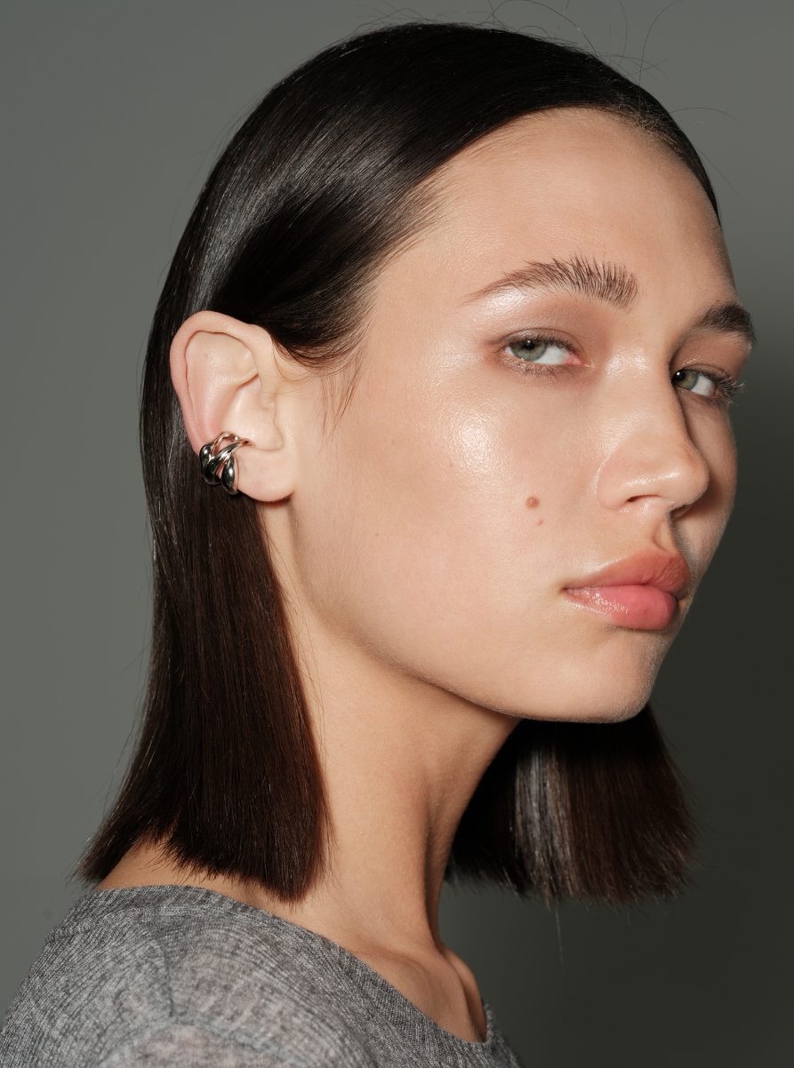 Glossy Flow Ear Cuff